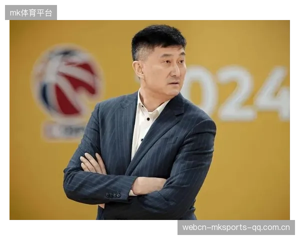 从“错怪杜锋”到“破口大骂”：广东队主帅的“逆风翻盘”战术与心路历程